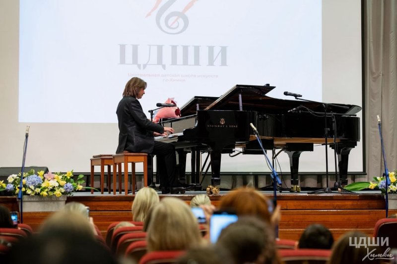 Дмитрий Маликов выступит в 10 городских округах Подмосковья с программой «Уроки музыки»