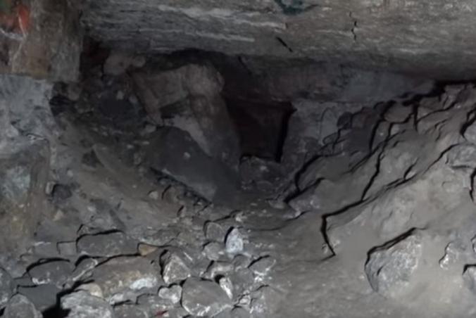Застрявшего в Сьяновской пещере экстремала вытащили спасатели