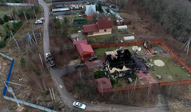 В частном доме в Подмосковье в страшном пожаре погибло четыре человека
