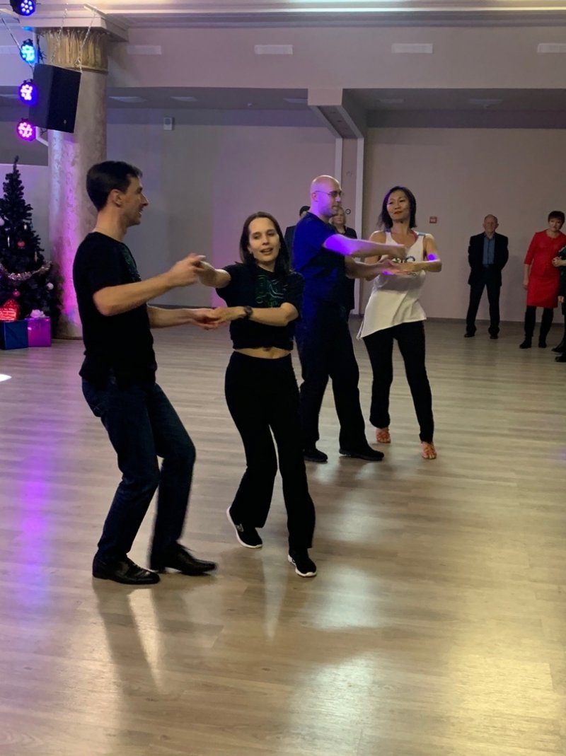 В Ступине прошел открытый урок по социальным танцам