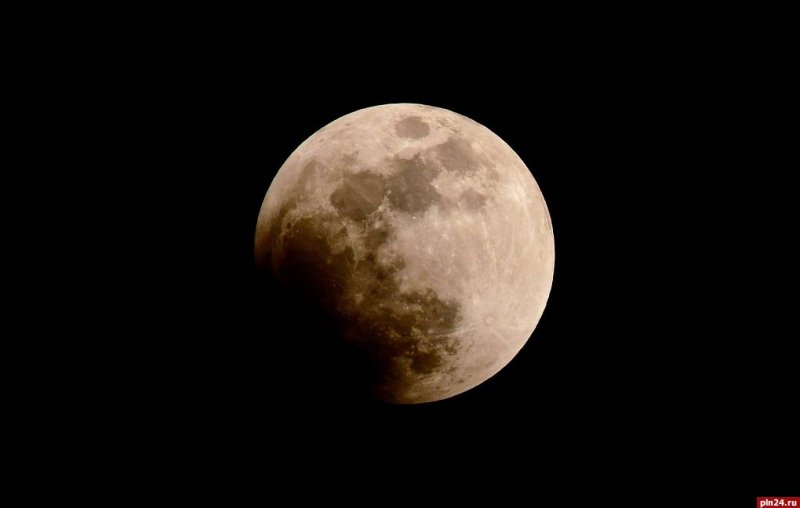 Сегодня ночью жители Подмосковья увидят первое в этом году лунное затмение