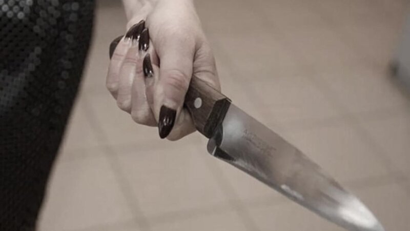 В Рошале женщина порезала сожителя ножом