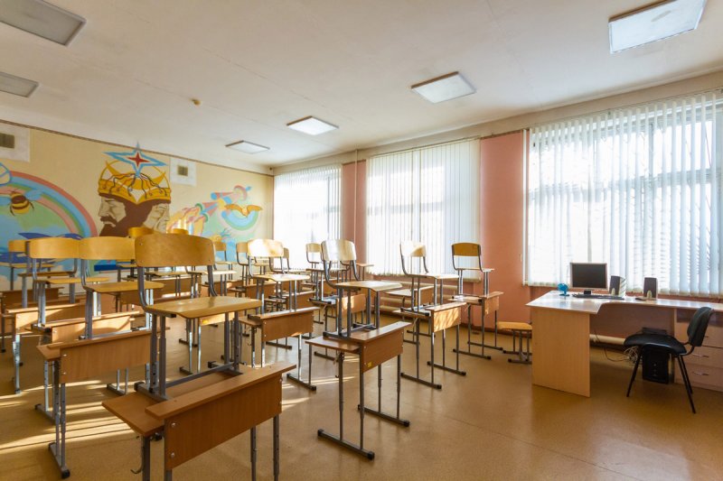 В Подмосковье введён режим свободного посещения школ с 16 марта