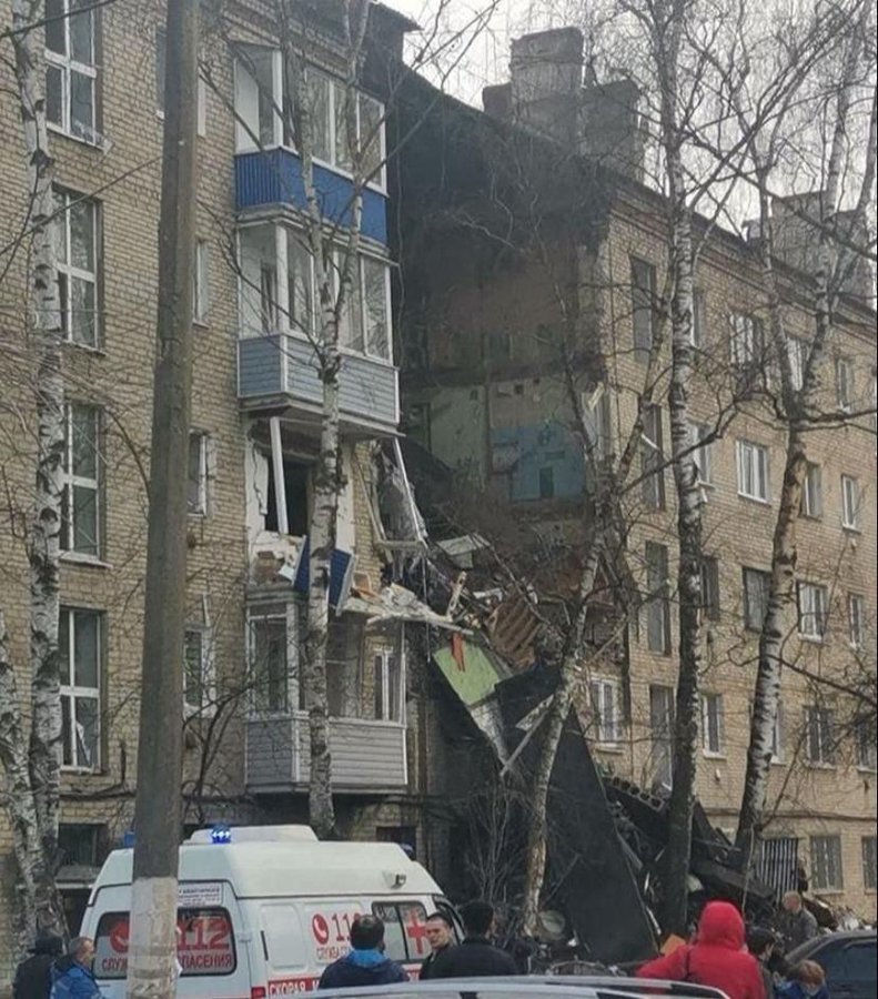 В жилом доме в Орехово-Зуево прогремел взрыв