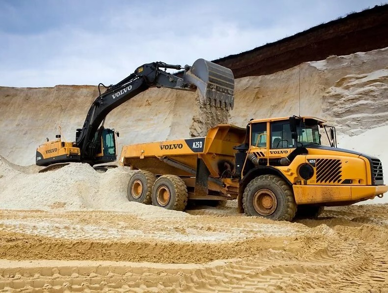 В двух округах Подмосковья пресекли попытки незаконного размещения отходов и добычи песка