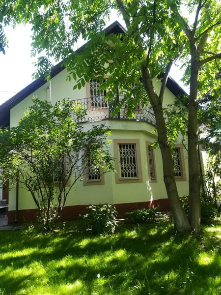 В Московской области выставили на продажу дом Надежды Румянцевой