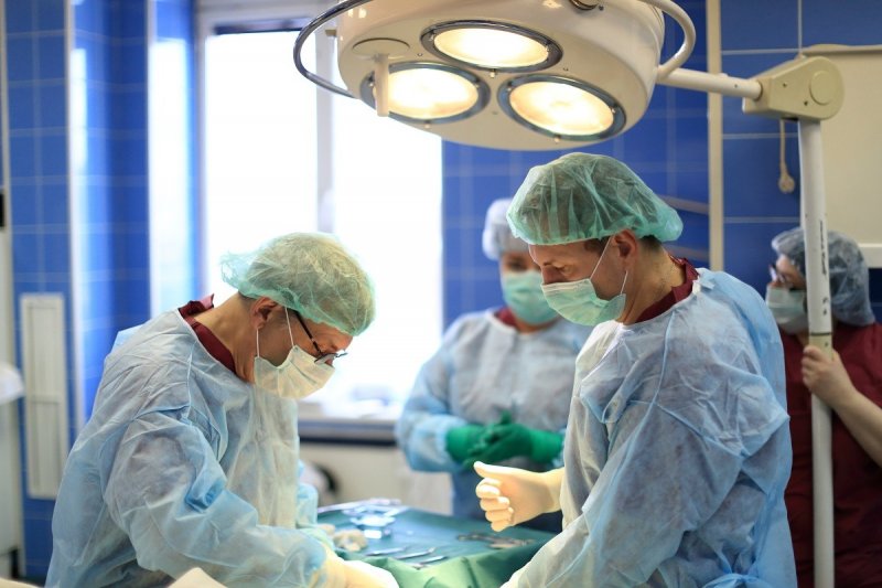 Опухоль головного мозга размером с яйцо удалили женщине врачи в Одинцово