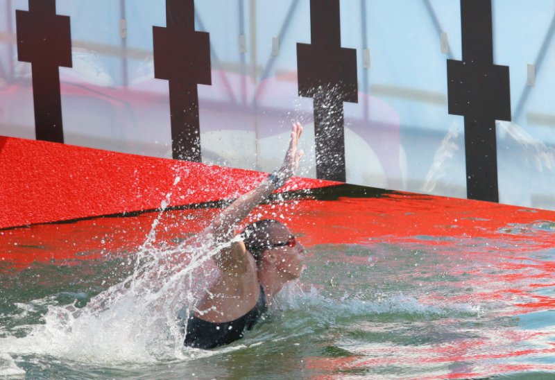 Подмосковные пловцы взяли три медали чемпионата России на открытой воде
