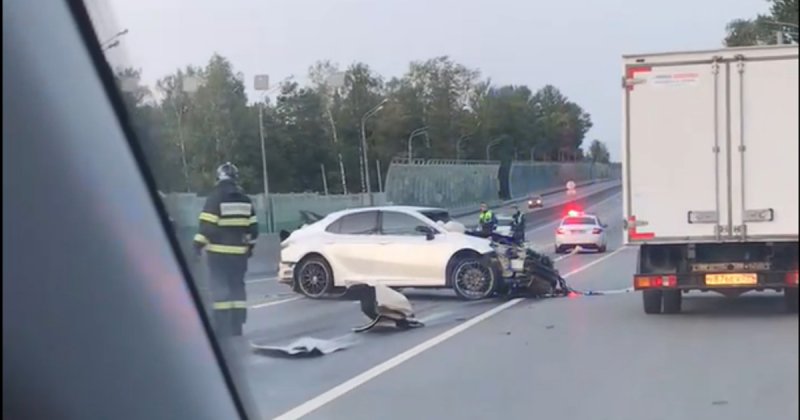 Подростки попали в страшную аварию на шоссе в Одинцово 