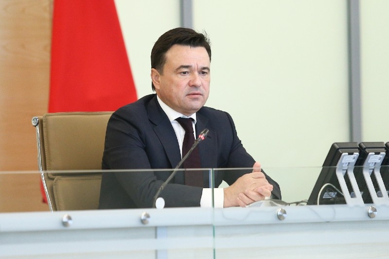 Губернатор Московской области призвал усилить контроль за соблюдением масочного режима в транспорте