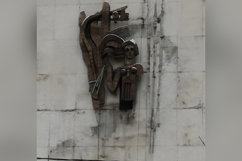 В Балашихе демонтировали и сдали на металлолом чеканную работу заслуженного художника России