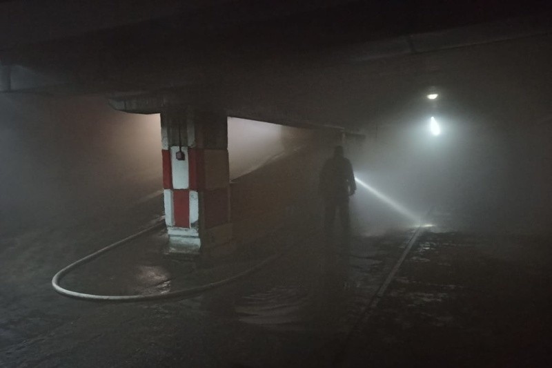 Пожар на подземной парковке в Мытищах ликвидировали