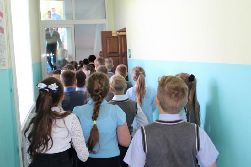 В Люберцах из-за угрозы взрыва эвакуировали учеников и учителей шести школ