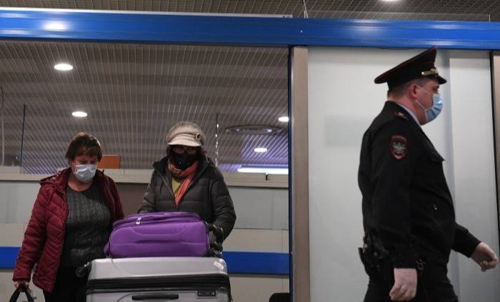 В аэропорту Шереметьево задержали женщину после шутки о бомбе