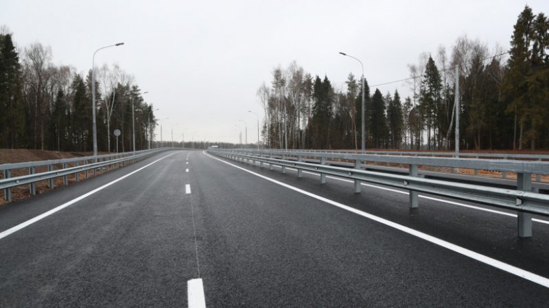 Порядка 60 новых дорог построят в Подмосковье до 2024 года
