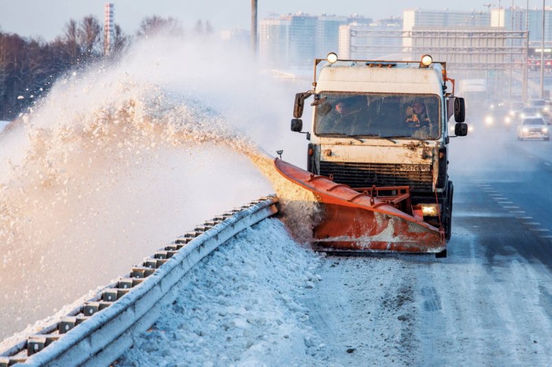 Около 30 тысяч километров дорог очистили в Подмосковье после сильного снегопада