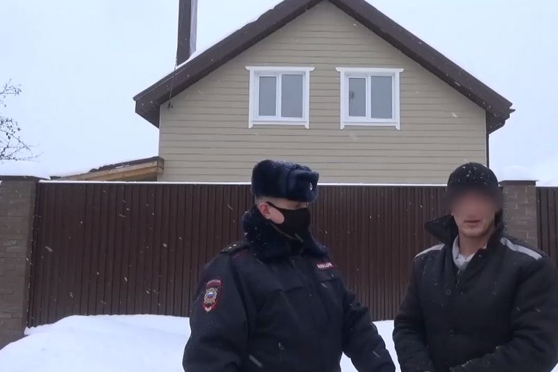 В Павловском Посаде полиция задержала серийного вора, обчистившего девять домов