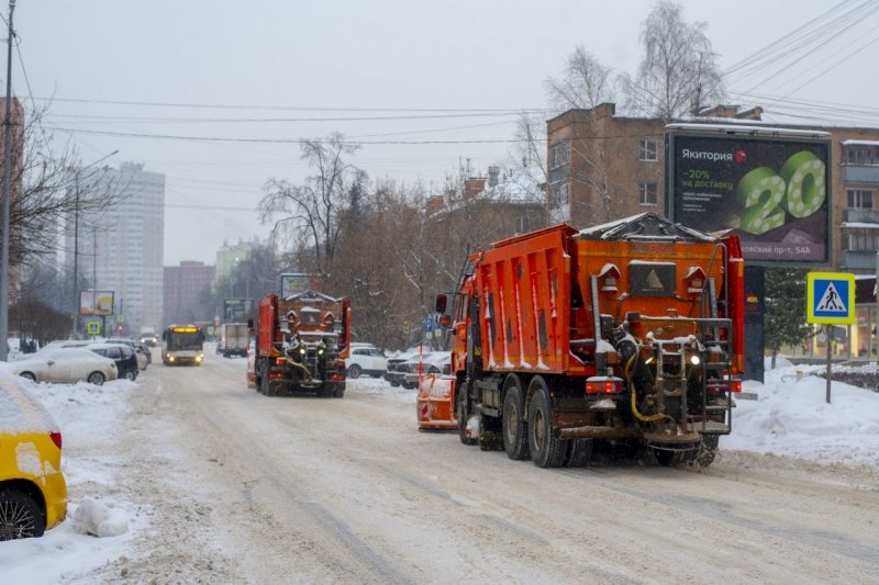 Более 400 кубов снега в минувшие выходные вывезли пушкинские коммунальные службы