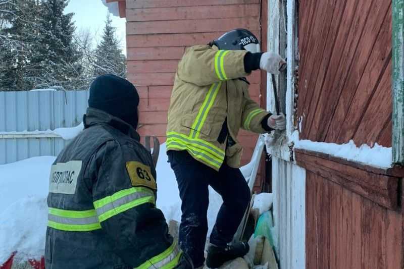 В Дмитрове спасли пенсионерку из-под завалов крыши, рухнувшей под тяжестью снега