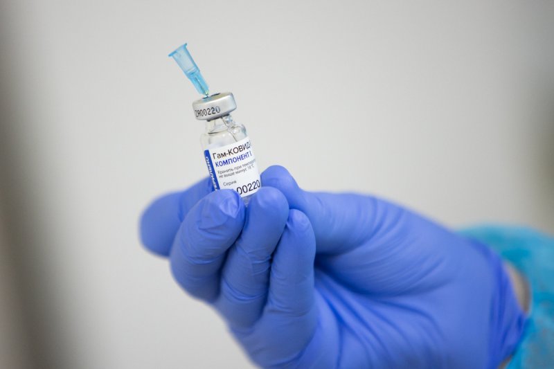 Число жителей Подмосковья, сделавших прививки от коронавируса, превысило 300 тысяч человек