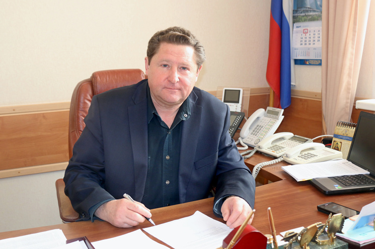 Прямая линия главы городского округа Луховицы Владимира Барсукова прошла 30 марта