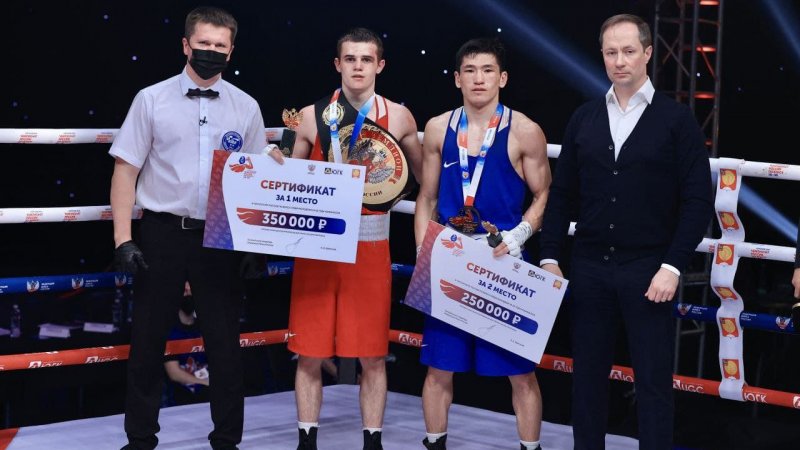 Подмосковные боксёры завоевали две золотые медали на первенстве России