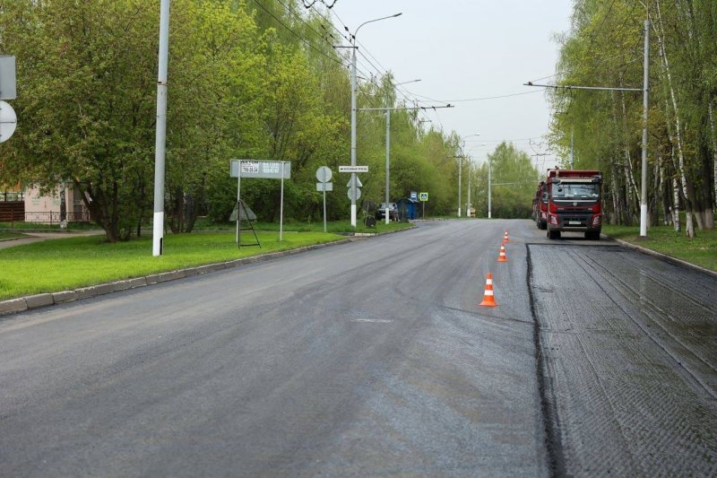 Губернатор проверил ход дорожного ремонта в Подольске