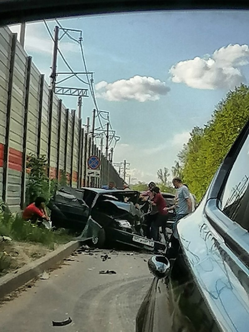 Серьезная авария произошла в воскресенье на улице Грибоедова в Пушкино