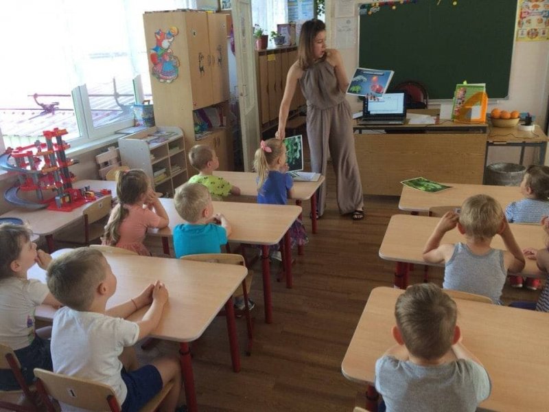 Учащимся школ и детских садов Пушкино рассказали о мерах безопасности при обращении с борщевиком