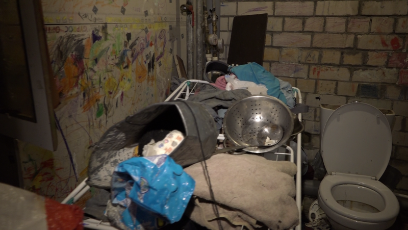 Органы опеки Сергиевого Посада изъяли из жуткой квартиры четырёх детей