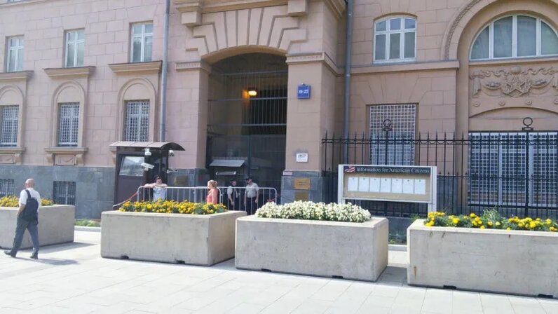 Житель Наро-Фоминска пробрался на территорию посольства США в Москве из-за "вселенского заговора"