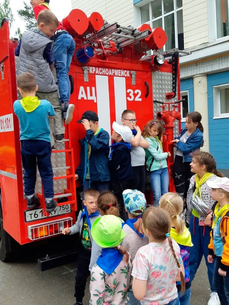 Праздник пожарной безопасности провели в детском лагере Красноармейска