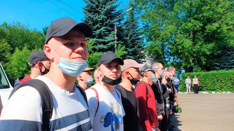 52 призывника из Пушкинского округа отправились сегодня на службу в армию