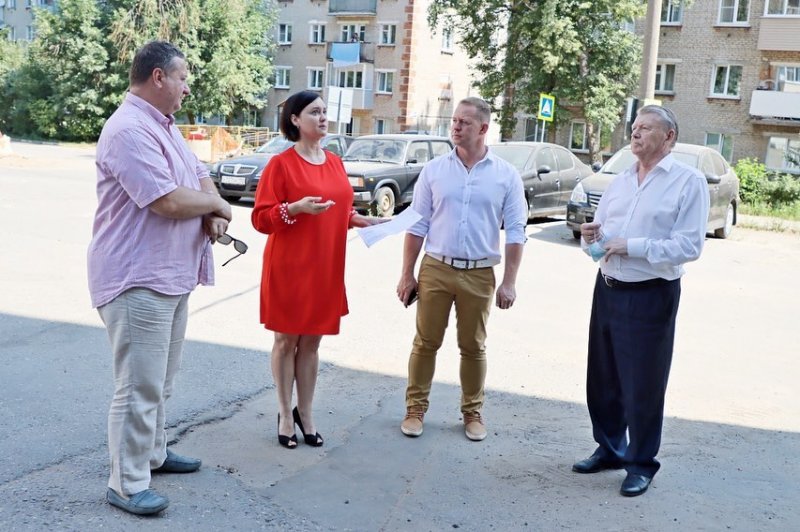 Депутаты Пушкинского округа прошли по «Народным тропам» Ивантеевки