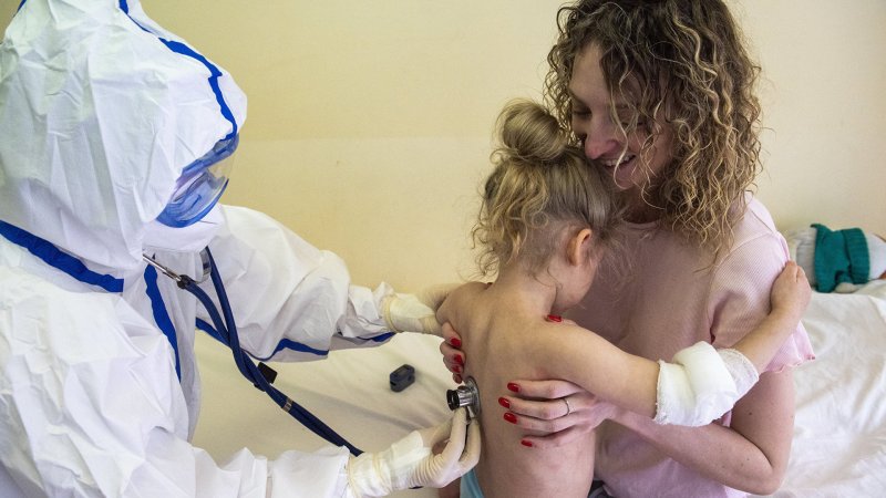 Шестьсот детей прошли реабилитацию после коронавируса в Подмосковье