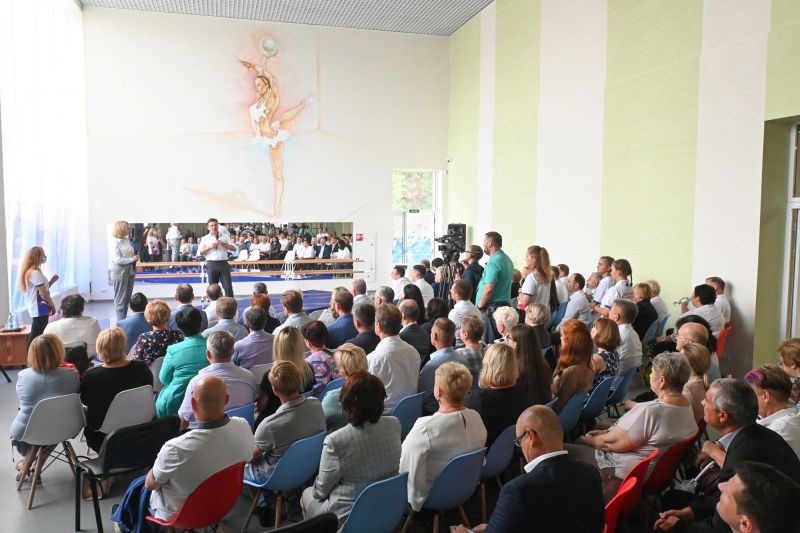 Губернатор региона провёл встречу с активными жителями Серпухова