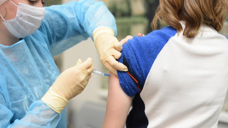 Более 90 тысяч жителей Пушкинского округа сделали прививку от коронавируса