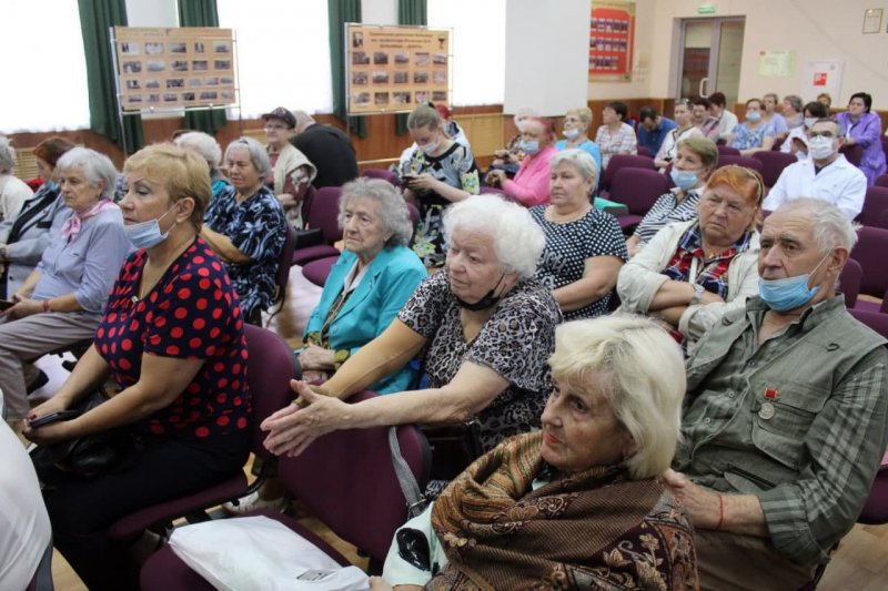В Пушкинской больнице провели встречу с ветеранами