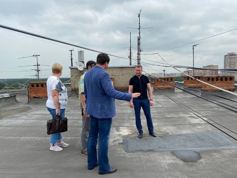 Крышу и лифт дома в Пушкино восстановили после урагана