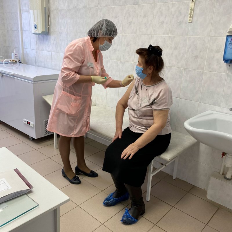 В Красноармейске продолжается вакцинация против коронавируса