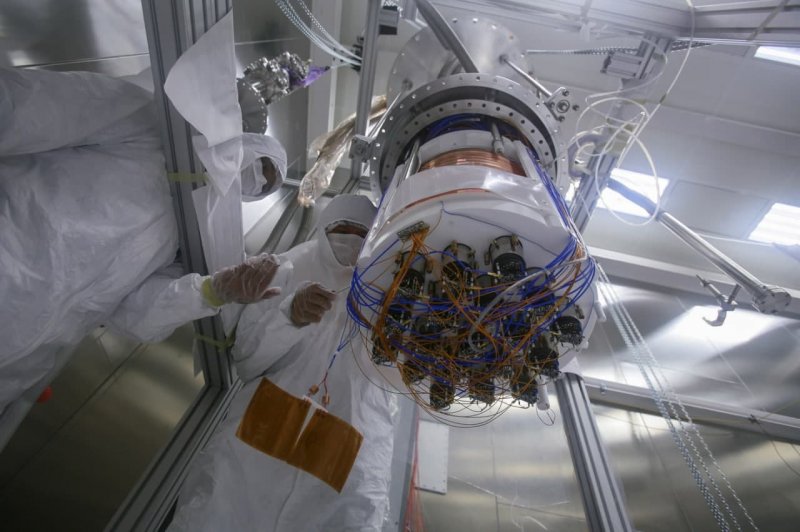 Ученые из Дубны приняли участие в создании нового материала для детекторов темной материи