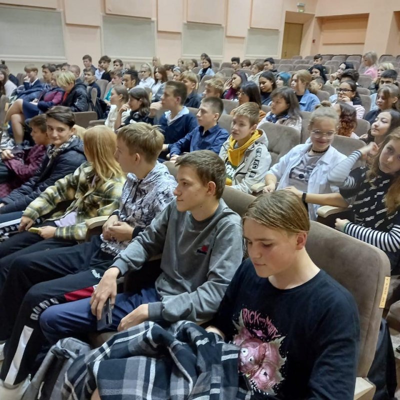 Пушкинским школьникам рассказали о вреде алкоголя, табака и наркотических средств