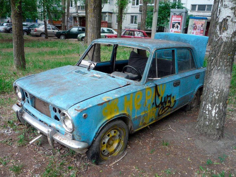 В пушкинский ЦУР поступают обращения о брошенных автомобилях
