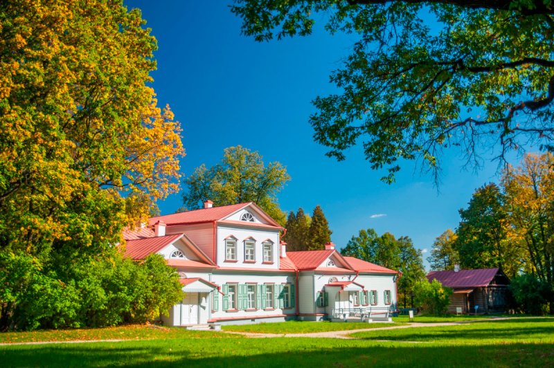 Пять самых популярных приусадебных парков Московской области