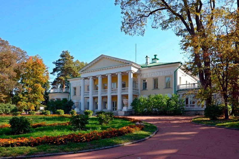 Пять самых популярных приусадебных парков Московской области