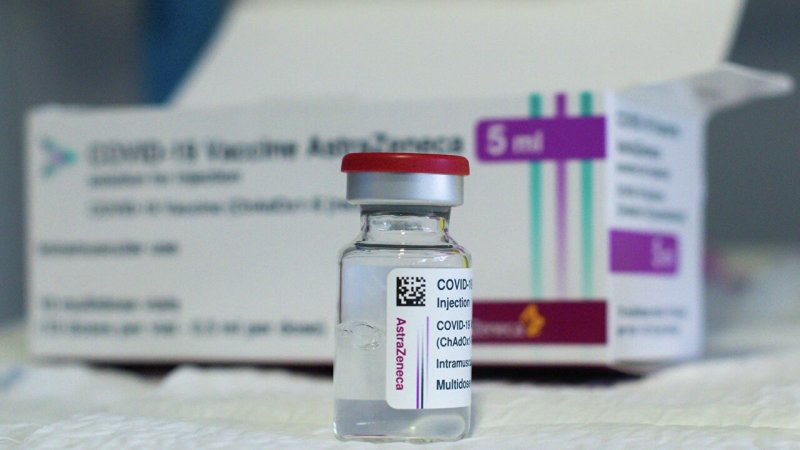 В Подмосковье начали производить вакцину AstraZeneca для экспорта