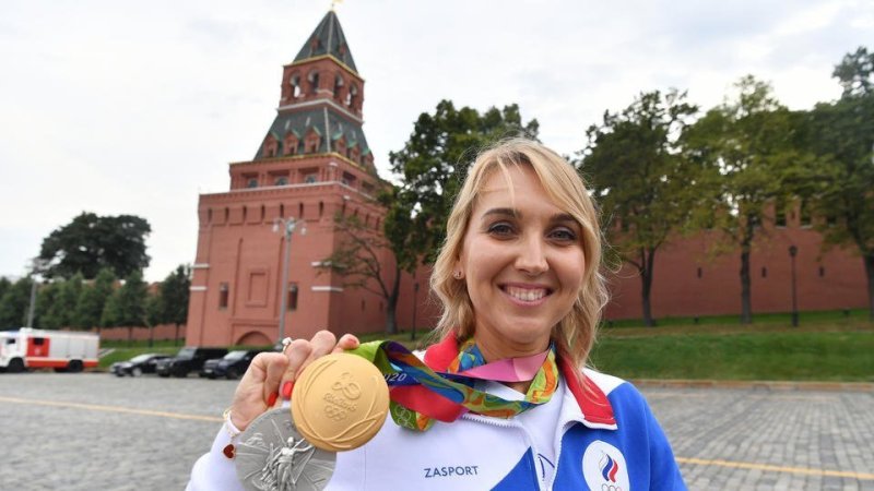 Преступники вернули Елене Весниной украденные олимпийские медали