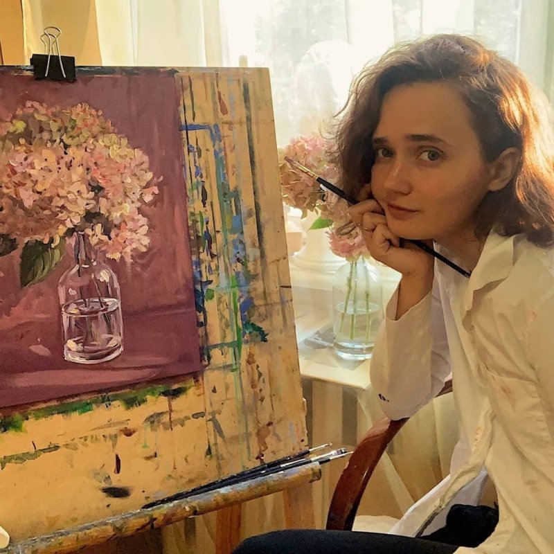 В Ивантеевке открылась выставка молодой художницы Софьи Шарагановой
