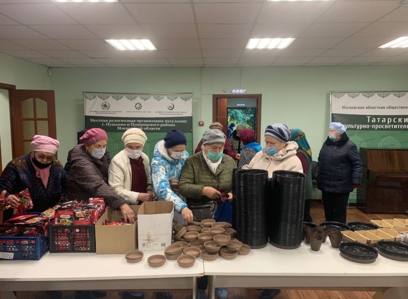Специи и формы для запекания раздали на благотворительной акции в Пушкино