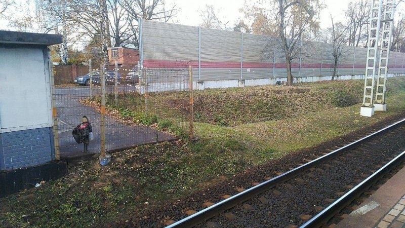 Мужчина погиб на железнодорожных путях рядом со станцией Клязьма